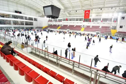 Olimpik Buz Sporları Salonu