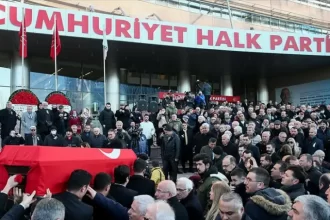 CHP Genel Merkezi Deniz Baykal Tören