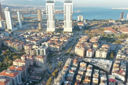 İzmir Bayraklı