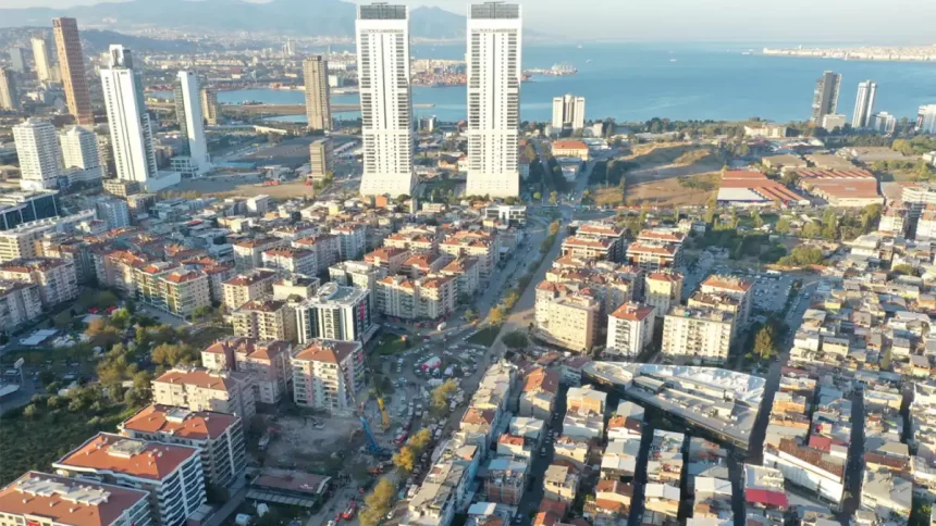 İzmir Bayraklı