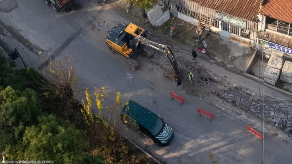 İzmir Gürçeşme Caddesi