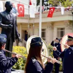 Atatürk'ün Seferihisar'a Gelişi