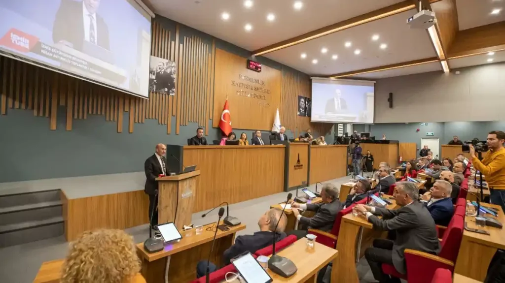 Tunç Soyer Meclis Toplantısı