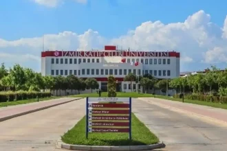 İzmir Katip çelebi Üniversitesi