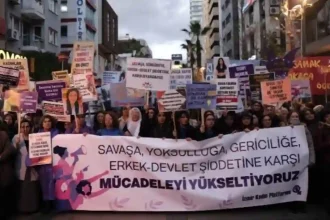 İzmir 25 Kasım Yürüyüşü