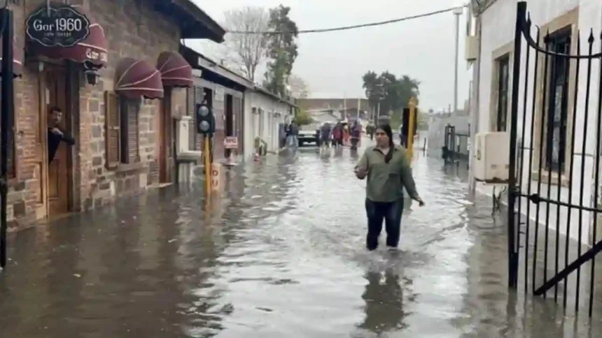 İzmir Sağanak Yağmur