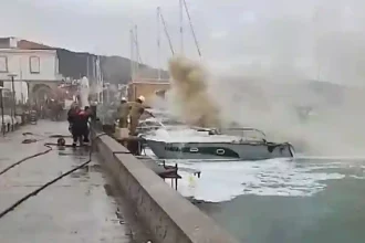 İzmir Tekne Yangını