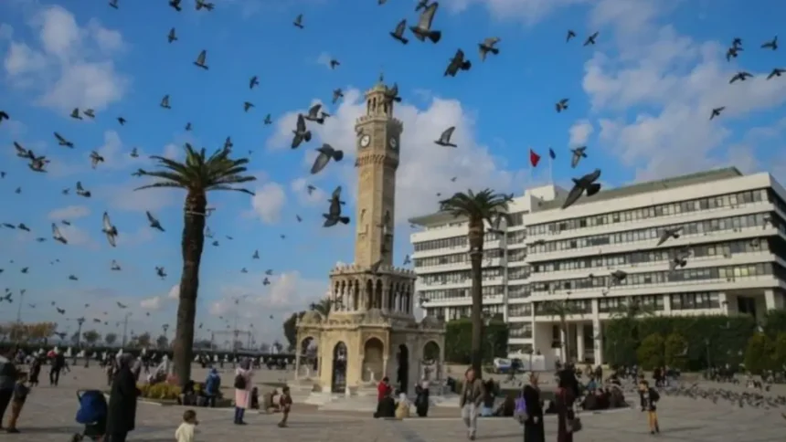 İzmir Büyükşehir Hizmet Binası