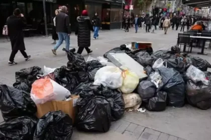 İzmir Çöp Yığınları