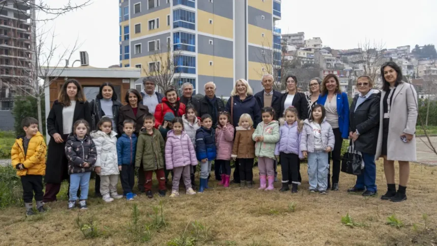 Karşıyaka Fidan Dikme Etkinliği