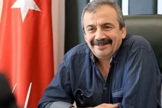 Sırrı Süreyya Önder