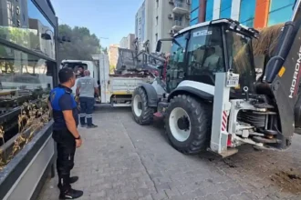 Bayraklı Kaldırım işgali