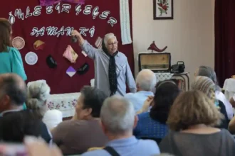 Konakta İleri Yaşa Özel Kutlama