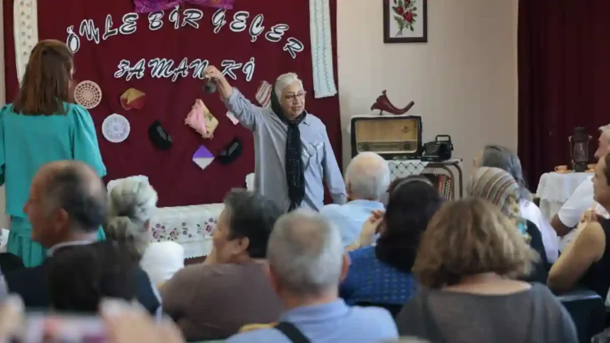 Konakta İleri Yaşa Özel Kutlama