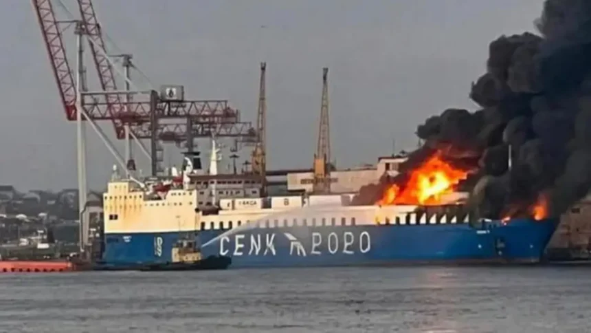 Cenk roro Gemi Saldırı