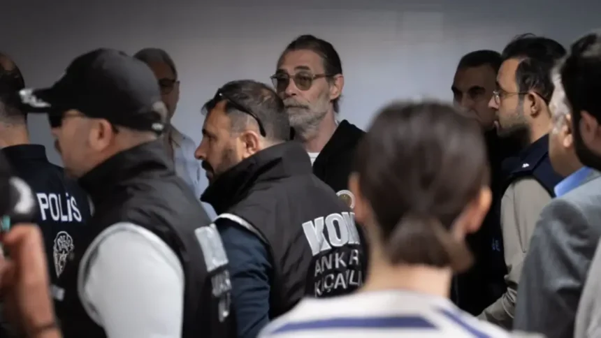 Erdal beşikçioğlu
