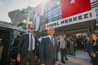 Özgür Özel